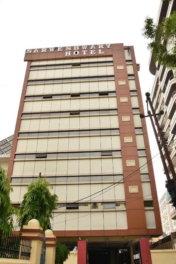 Hotel Sarweshwary Váránaszi Kültér fotó